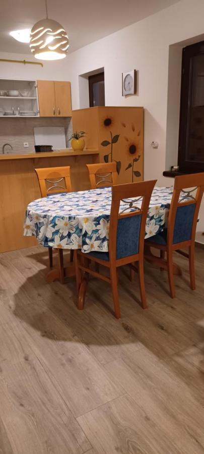 Apartment Sunny Place Pula Zewnętrze zdjęcie